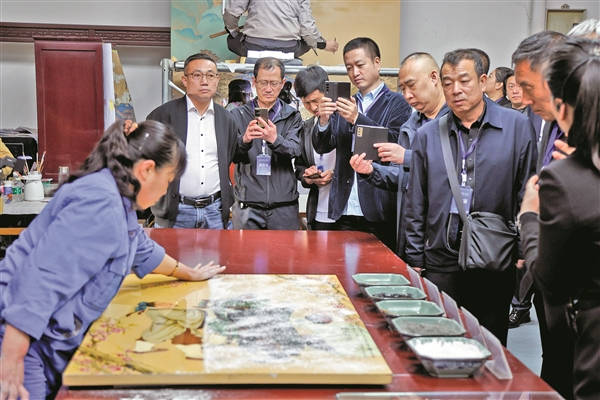 山西特色专业镇平遥“非遗双宝”与全国异地平遥商会联动发展大会举行