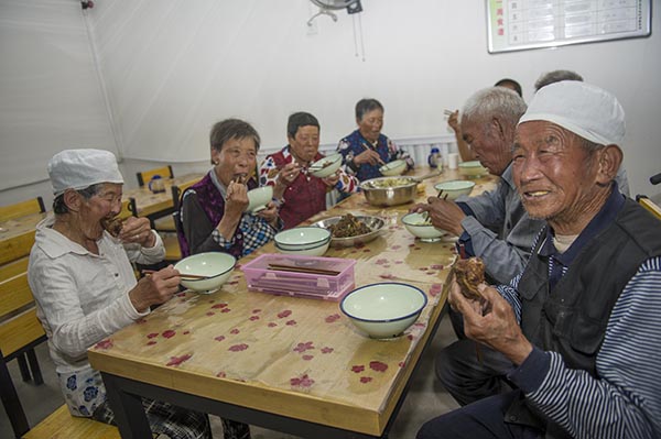 金鸡滩镇白舍牛滩村幸福院.jpg