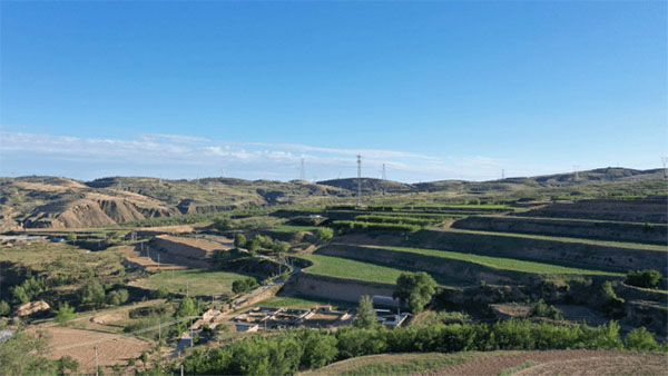 陕西榆林横山区：绿水青山同奔赴