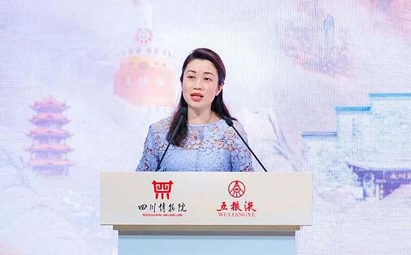下载 (2).jpg