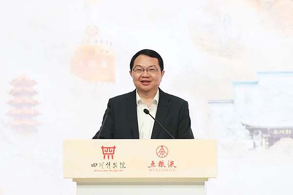 下载 (3).jpg