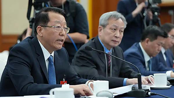 两会丨冯兴亚代表：求解行业共性难题助力汽车强国建设