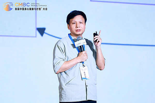 1isq49vt7atr4q2g0o.jpg