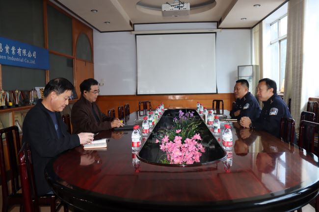 山西临猗县公安局党委副书记、政委王瑞勇深入企业走访，助力优化营商环境