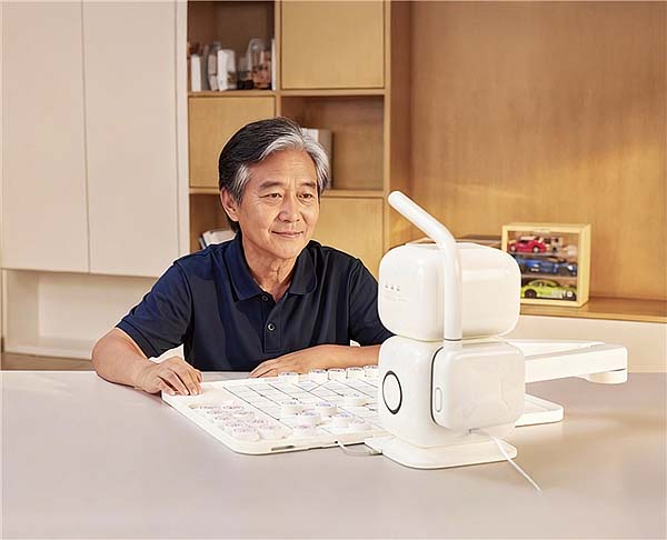 从对弈到陪伴：元萝卜携手京东，用AI科技重塑老年人休闲社交新方式