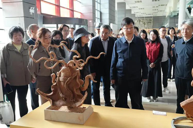 寻觅三晋古建，共绘泥彩丹青——“山西古建壁画与彩塑技艺融合创新设计”非遗传承人研培班结业