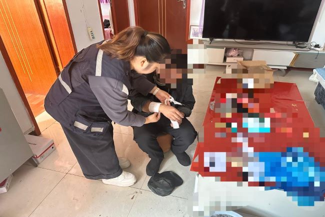 强化平安关爱  传递禁毒温情