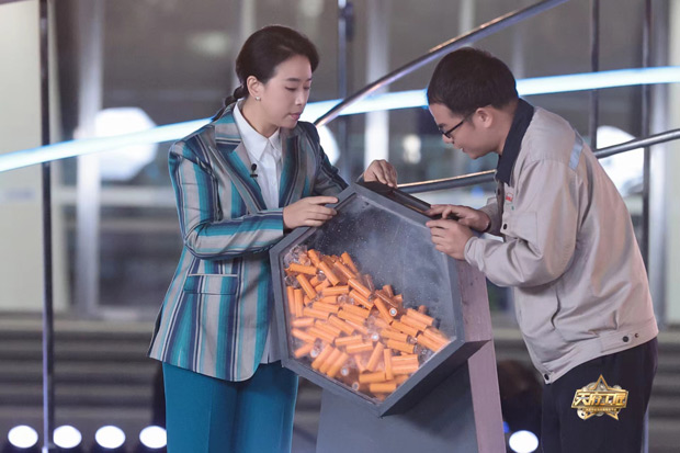 把闪电变成乐谱？《天府工匠》创新季这道“隔空探物”题太烧脑